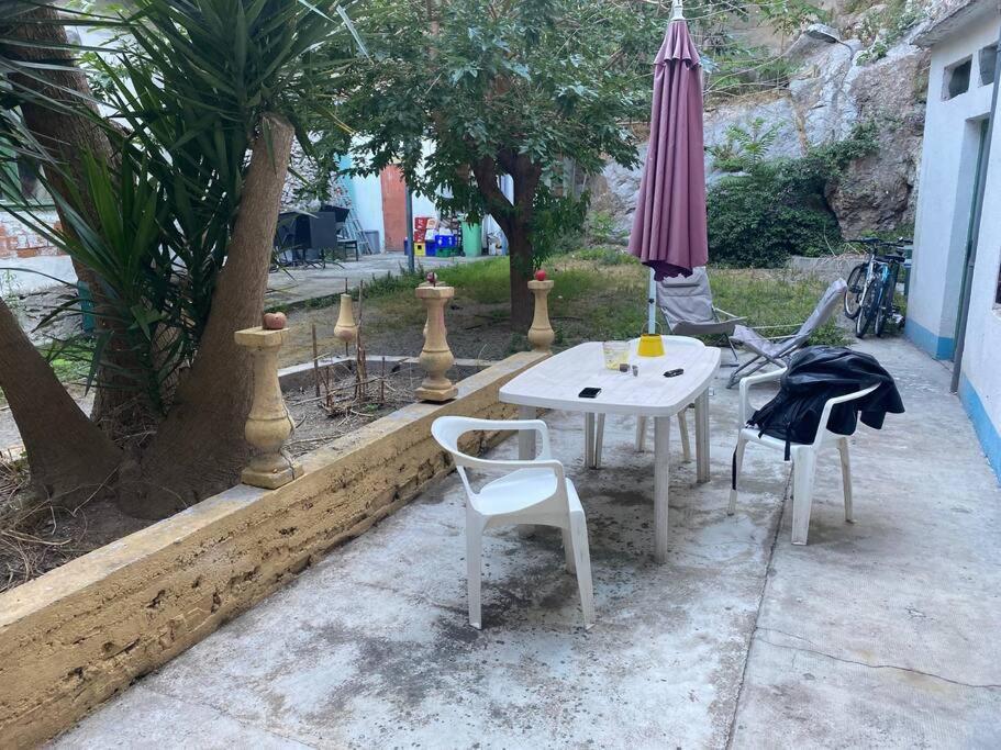 Appt 4 Pers Avec Jardin Ombrage En Centre Ville De Sete Ngoại thất bức ảnh